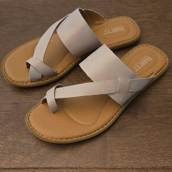 Born Women's Cream Cross-Strap Sandals - Picture 9 of 10